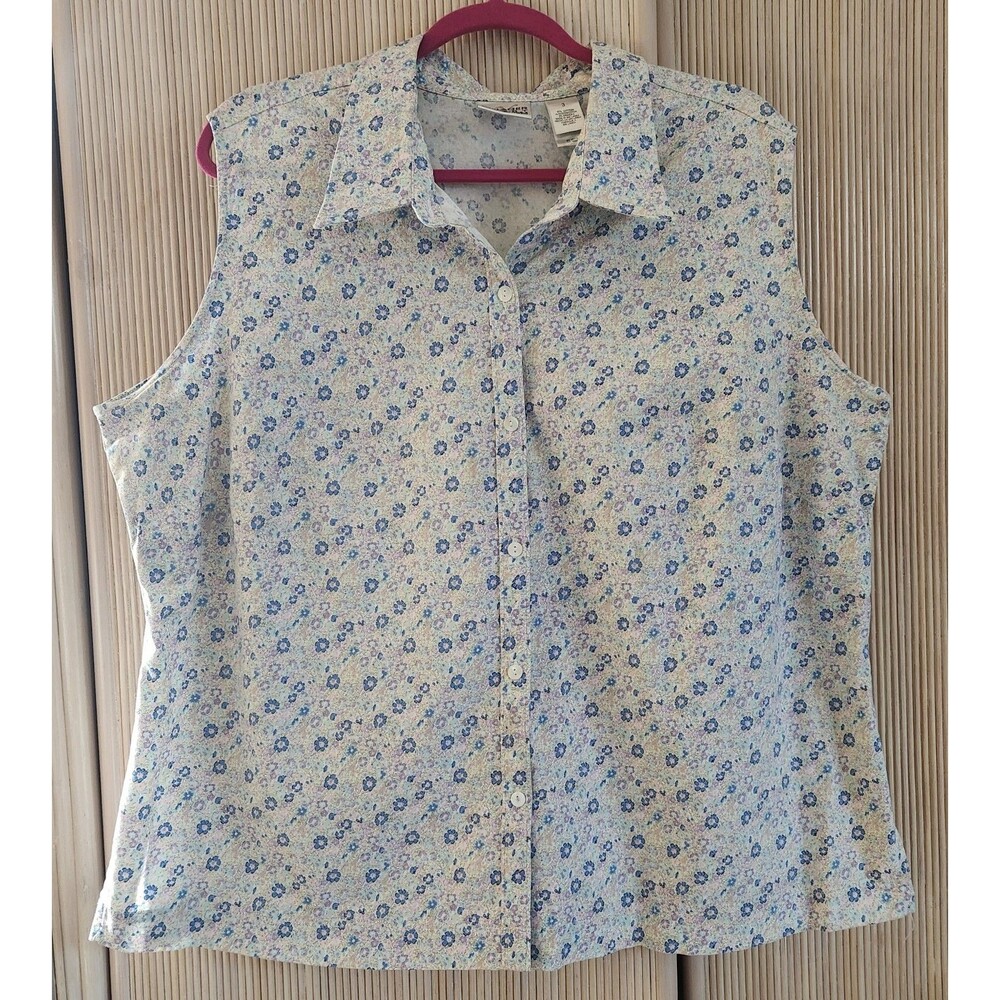 Villager Sport Women's Blouse Size 3 Floral Sleeveless Button Up